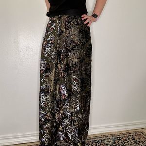 Elegant Sequin Maxi Skirt - Black and Silver
